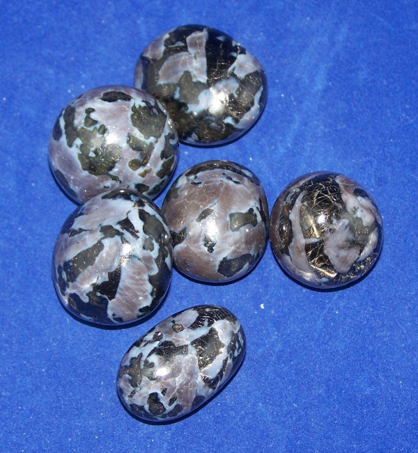 Merliniet (Gabbro-Blackstone)