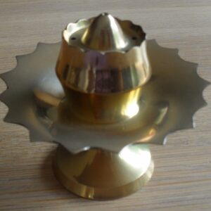 Wierrookhouder lotus messing 3