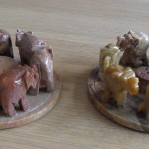 Wierrookhouder speksteen olifantkring